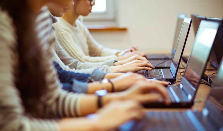 Business Administration & Customer Service Skills | Practical Course For Adults